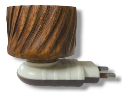 Wooden Kapoor Dani