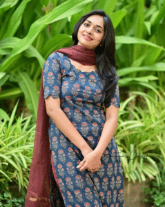 cotton slub kurta for women, embroidered kurta, sawn embroidery kurti, breathable ethnic wear, soft cotton kurta, casual office kurta, summer kurta for ladies, traditional Indian wear, women's ethnic fashion, daily wear kurti