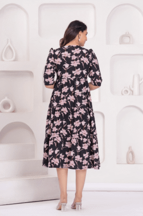 Middi Dress, office wear, regular wear, stylish outfit, versatile dress, comfortable dress, flattering fit, casual and formal dress, elegant dress, modern design, wardrobe staple.