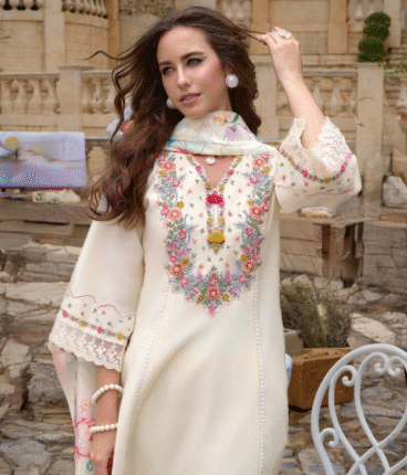 Anarkali kurta set, stylish Anarkali kurta, new style kurta set, festive wear kurta, designer Anarkali suit, party wear ethnic dress, women's Anarkali kurta, long flared kurta set, traditional Indian kurta set, latest Anarkali kurta design